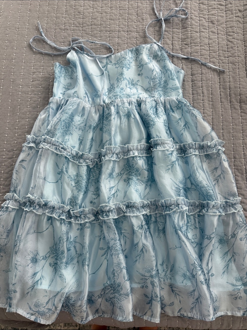 SIZE SMALLAltar'd State Light Blue Floral Tiered Ruffle Sundress